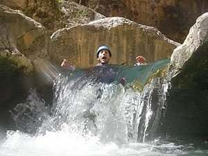 Canyoning a gorge